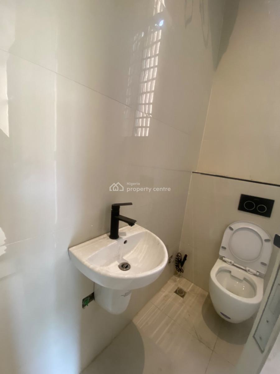 Luxury 3 Bedroom Apartment, Lekki Phase 1, Lekki, Lagos, Flat / Apartment for Sale