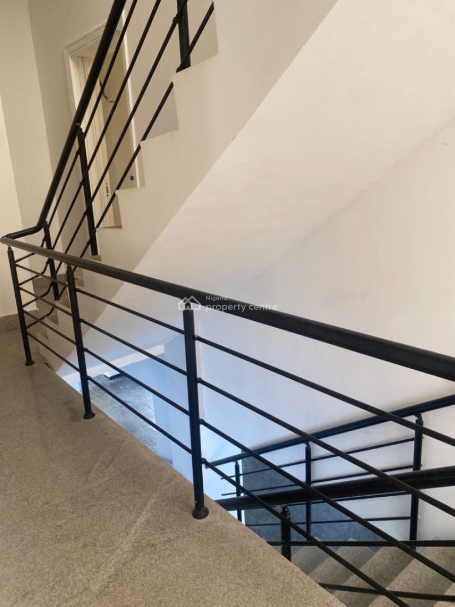 Luxury 3 Bedroom Apartment, Lekki Phase 1, Lekki, Lagos, Flat / Apartment for Sale