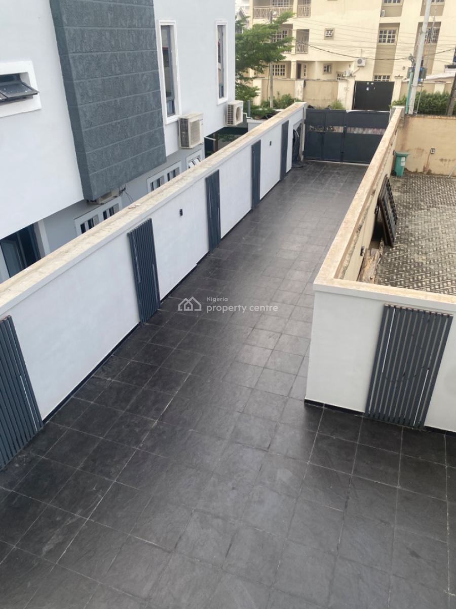 Luxury 3 Bedroom Apartment, Lekki Phase 1, Lekki, Lagos, Flat / Apartment for Sale
