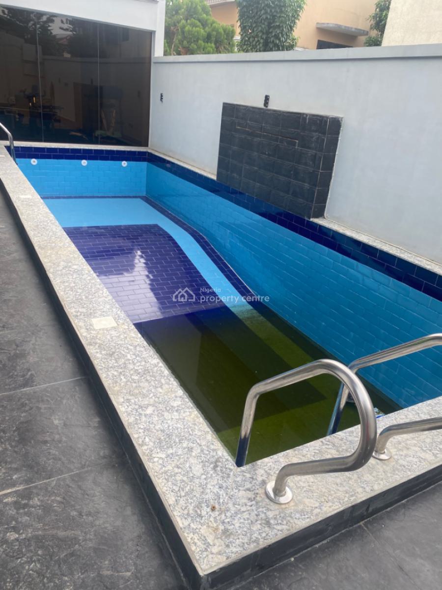 Luxury 3 Bedroom Apartment, Lekki Phase 1, Lekki, Lagos, Flat / Apartment for Sale