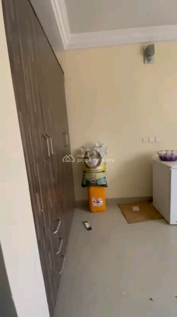 Very Spacious & Well-located 3 Bedroom Flat  for Immediate Occupation, Quarters Zone E, Apo, Abuja, Flat / Apartment for Rent