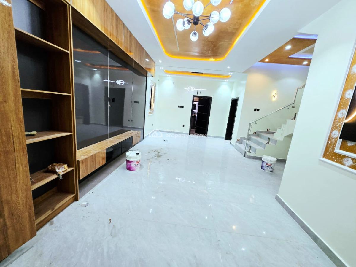 Well Renovated 5 Bedroom Detached House, Osapa, Lekki, Lagos, Detached Duplex for Sale