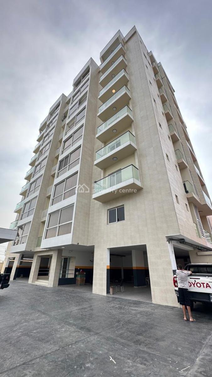 Spacious and Fully Serviced 2brm Apartment with Elevator, Pool and Gym, Victoria Island (vi), Lagos, Flat / Apartment for Sale