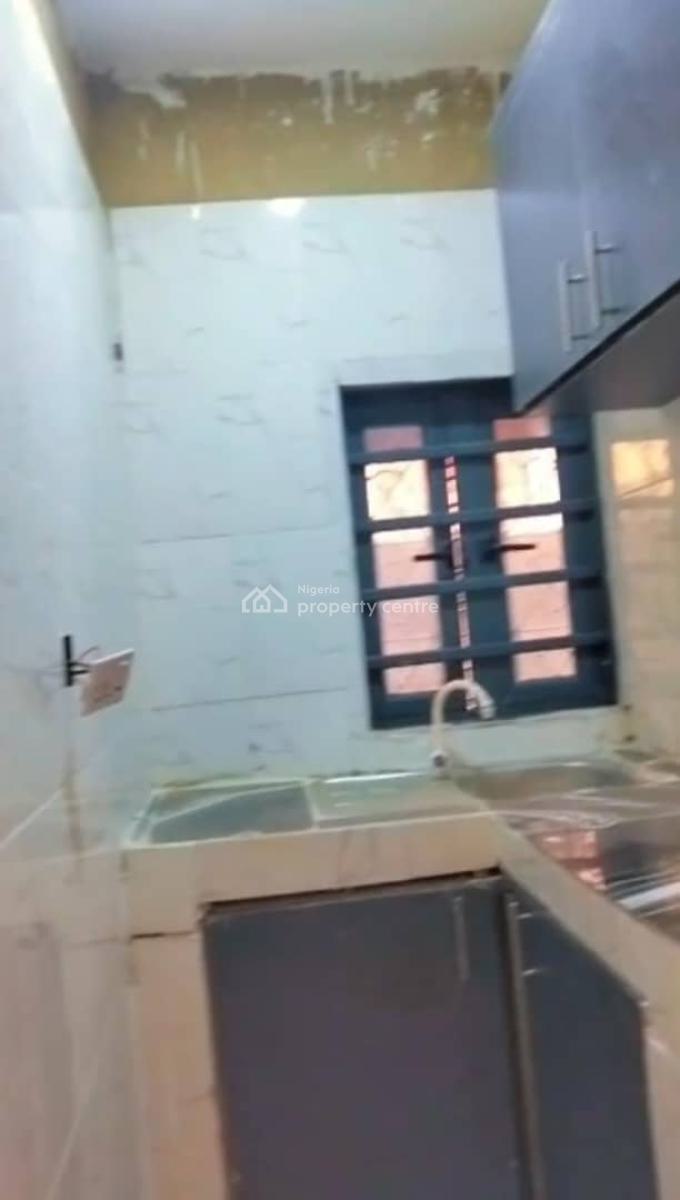 Lovely Sweet Mini Flat, Ogunlana, Surulere, Lagos, Mini Flat (room and Parlour) for Rent