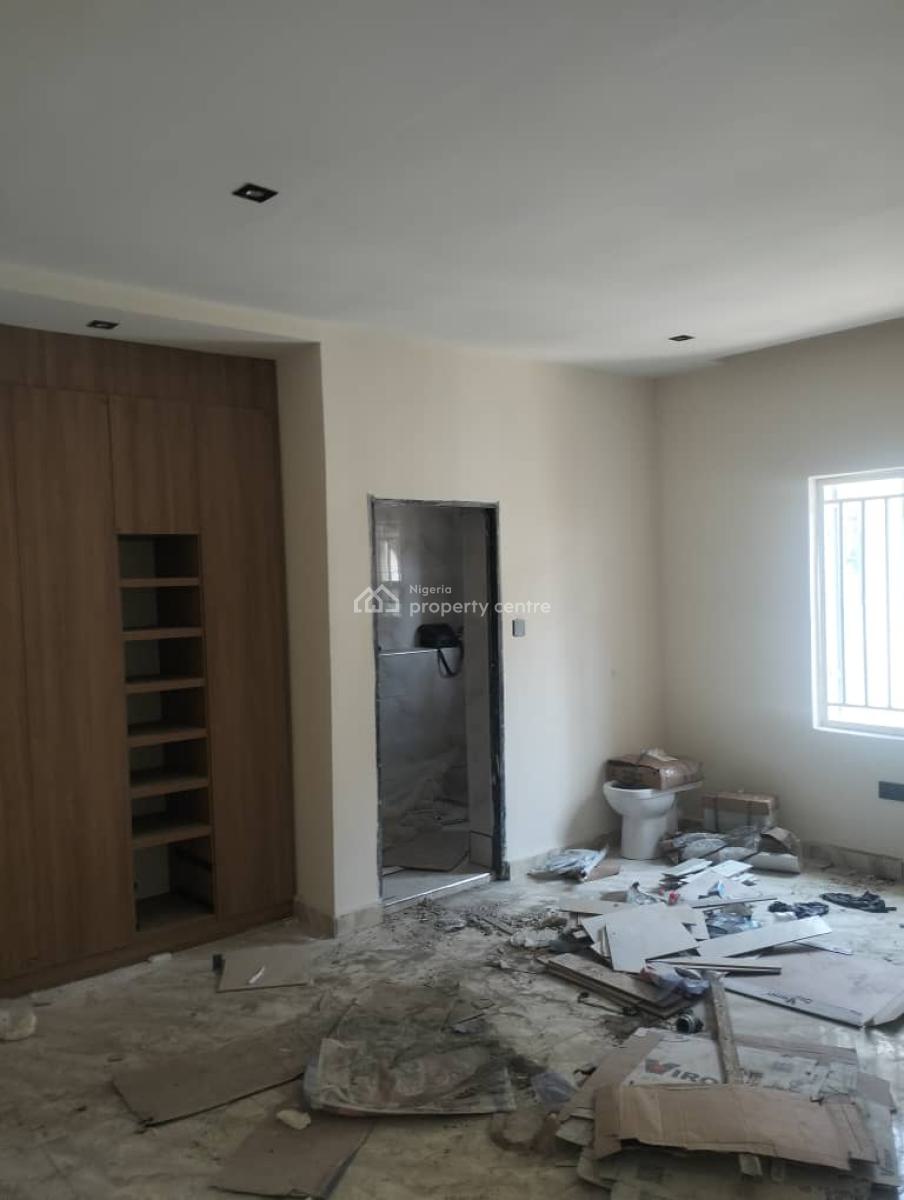 Luxury 2 Bedroom Spacious Apartment Inside a Gated Estate, Lugbe District, Abuja, Flat / Apartment for Rent