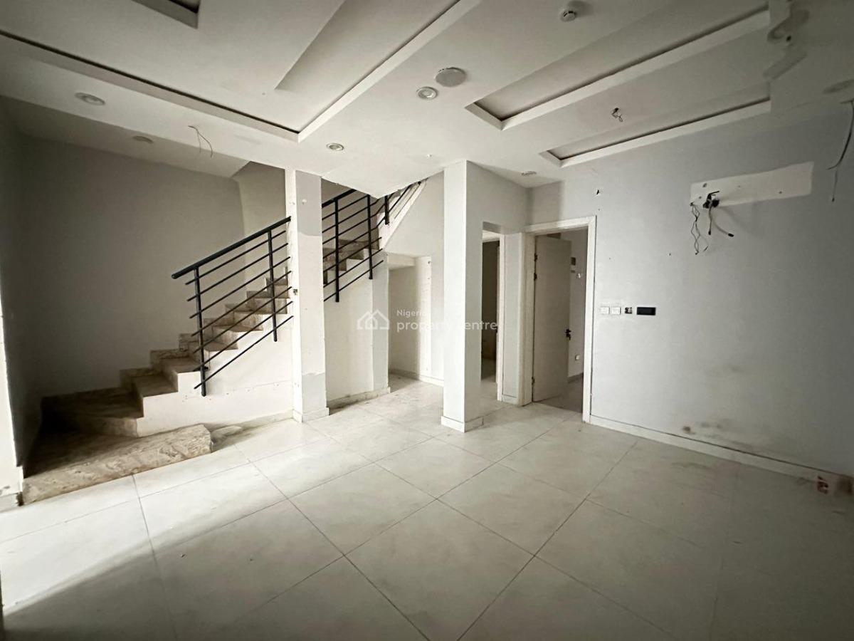 4-bedroom Terrace in Lekki, Ikate, Lekki, Lagos, Flat / Apartment for Rent