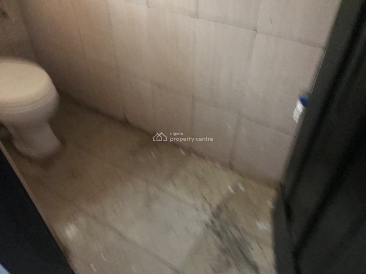 Lovely Self Contain, Abule Oja, Yaba, Lagos, Self Contain (single Rooms) for Rent