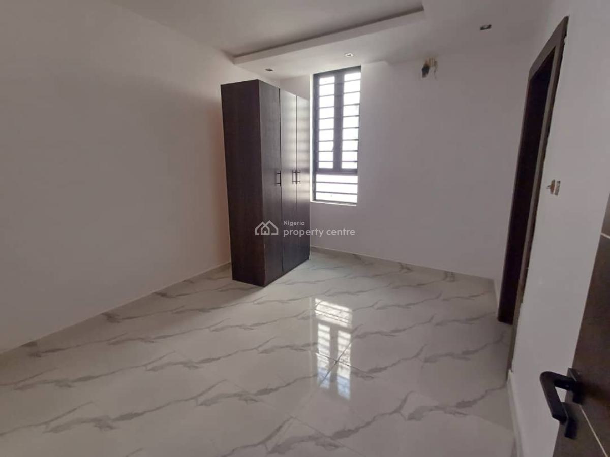Newly Built 3 Bedroom Apartment with a Bq, Lekki Phase 1, Lekki, Lagos, Flat / Apartment for Rent