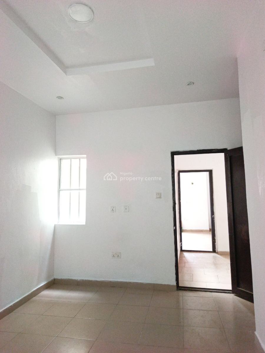 Smart Spacious 4 Bedrooms Terrace Duplex, Abraham Adesanya Axis, Ajah, Lagos, Terraced Duplex for Rent