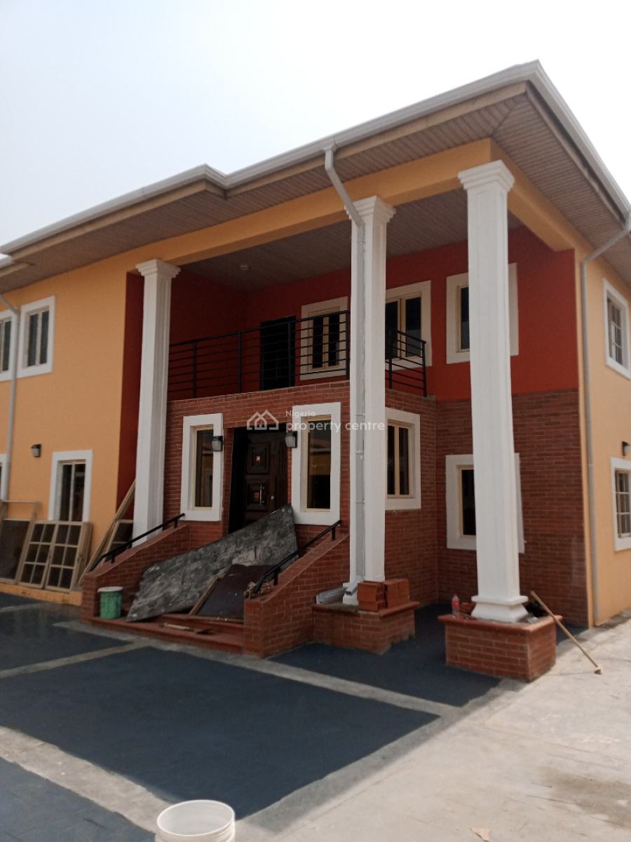 Newly & Beautifully Refurbished Old Spacious 5 Bedroom Duplex + Bq, Unilag Estate Gra, Gra Phase 1, Magodo, Lagos, Detached Duplex for Rent