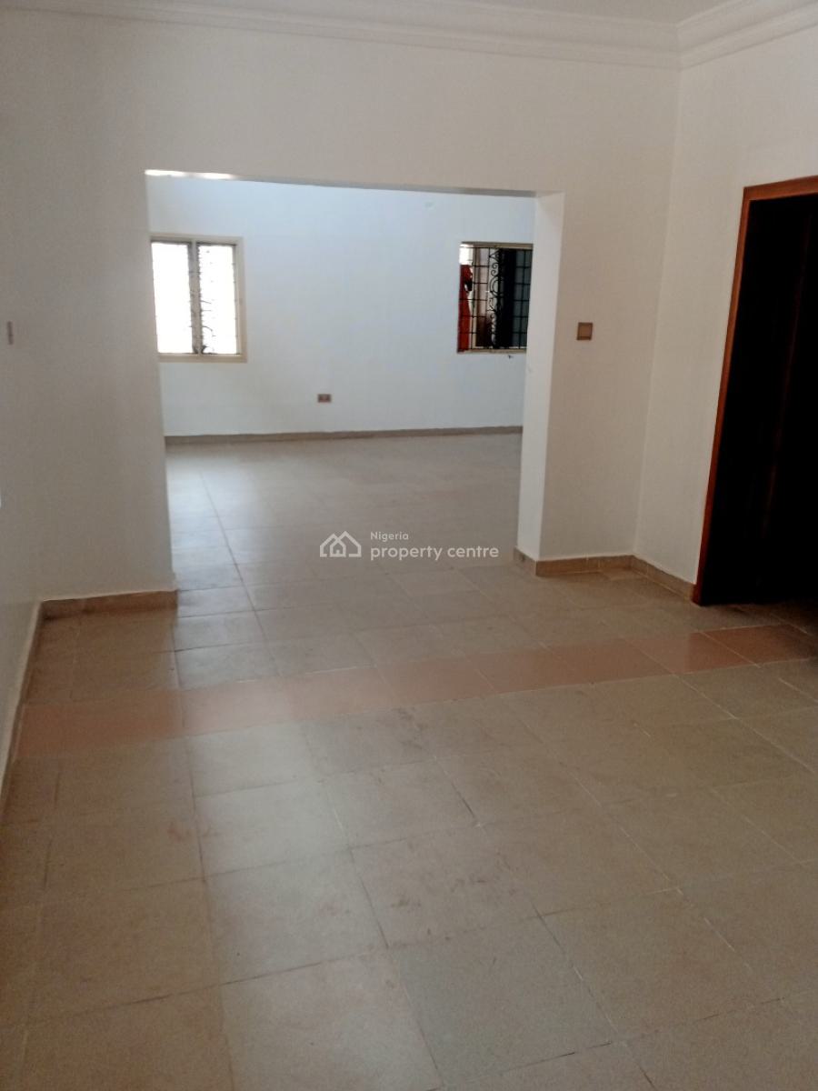 Newly & Beautifully Refurbished Old Spacious 5 Bedroom Duplex + Bq, Unilag Estate Gra, Gra Phase 1, Magodo, Lagos, Detached Duplex for Rent