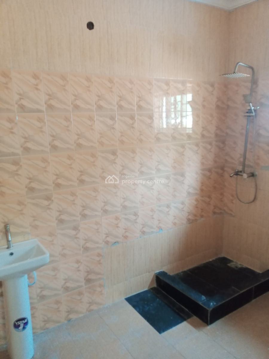 Newly & Beautifully Refurbished Old Spacious 5 Bedroom Duplex + Bq, Unilag Estate Gra, Gra Phase 1, Magodo, Lagos, Detached Duplex for Rent