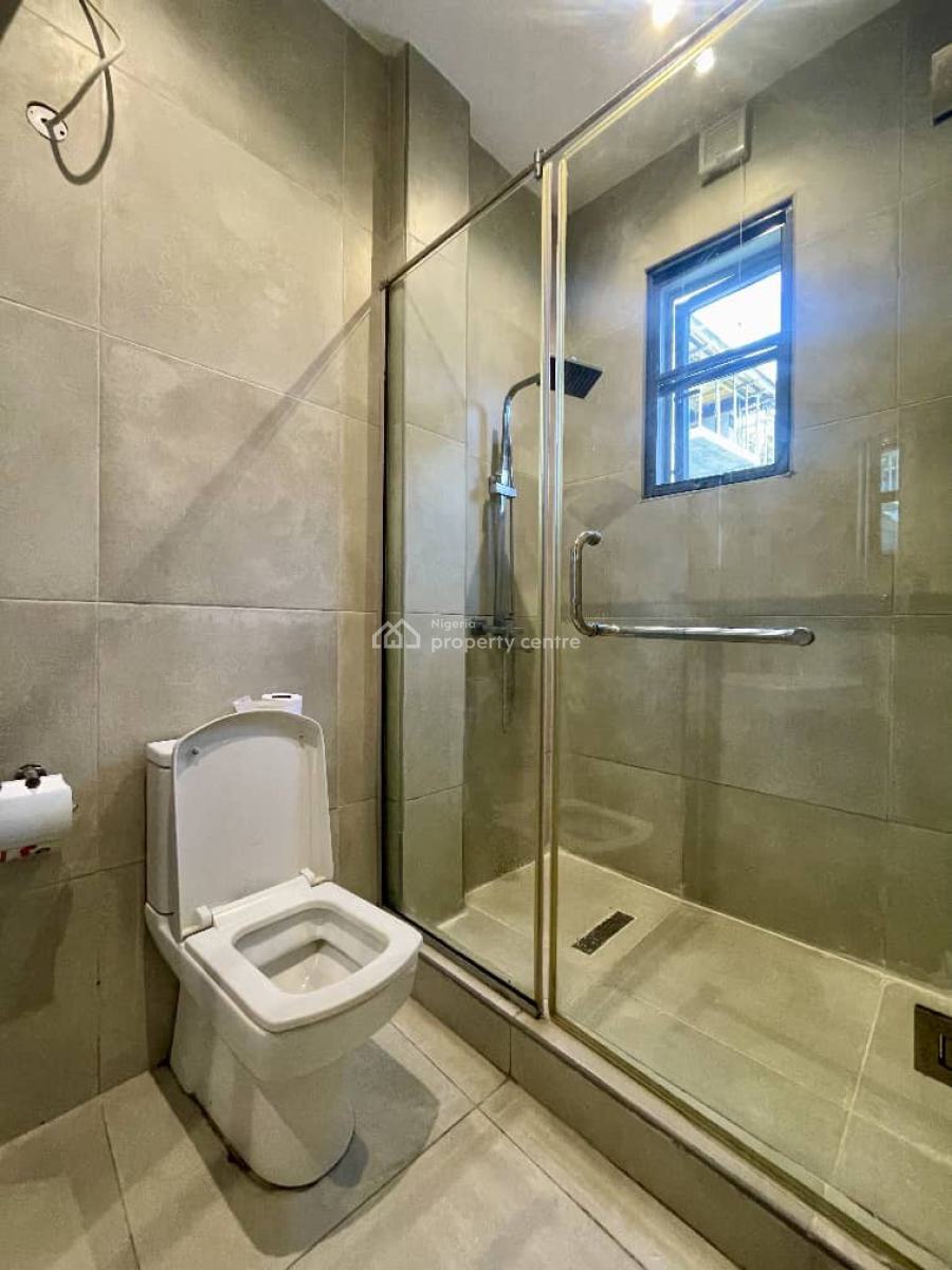 2 Bedroom Apartment, Lekki Phase 1, Lekki, Lagos, Flat / Apartment Short Let