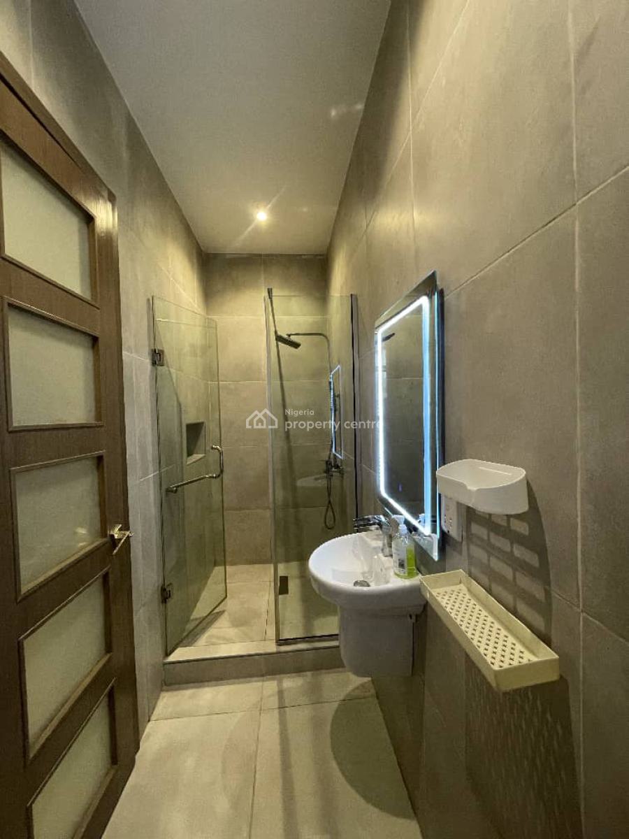 2 Bedroom Apartment, Lekki Phase 1, Lekki, Lagos, Flat / Apartment Short Let