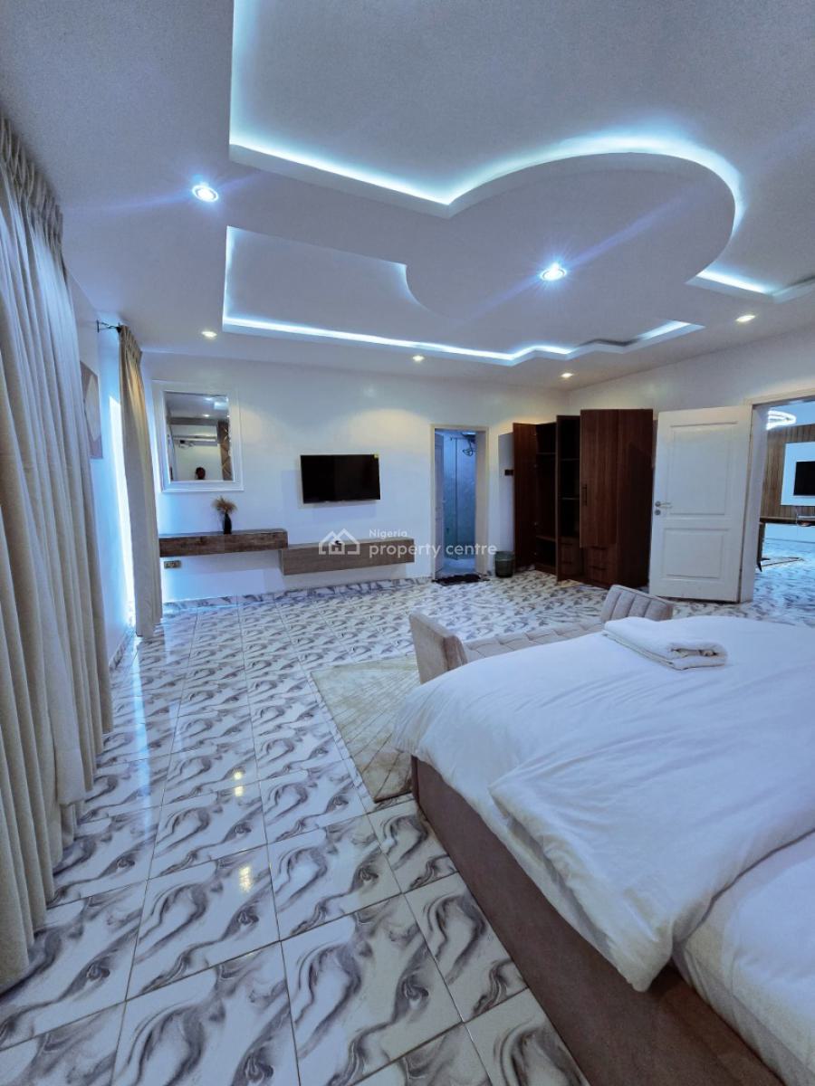 Luxury 2 Bedroom  Apartment, Gra Phase 2, Magodo, Lagos, Flat / Apartment Short Let