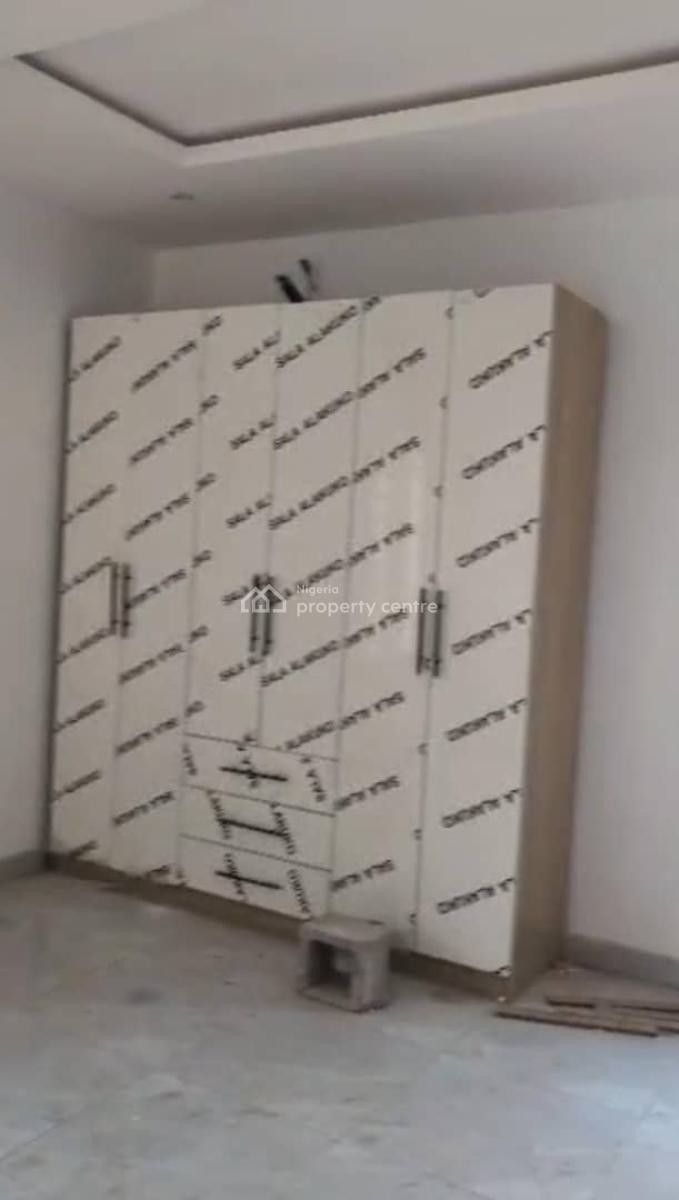 Brand New 3 Bedroom Flat, Mende, Maryland, Lagos, Flat / Apartment for Sale