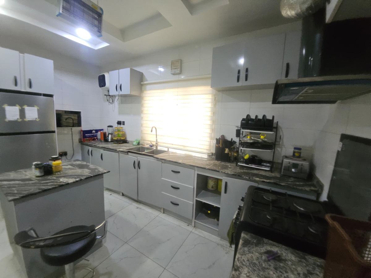 4 Bedroom Penthouse with Two Sitting Room, Just After Dunamis Church By New Shafa Filling Station, Lugbe District, Abuja, Detached Duplex for Rent