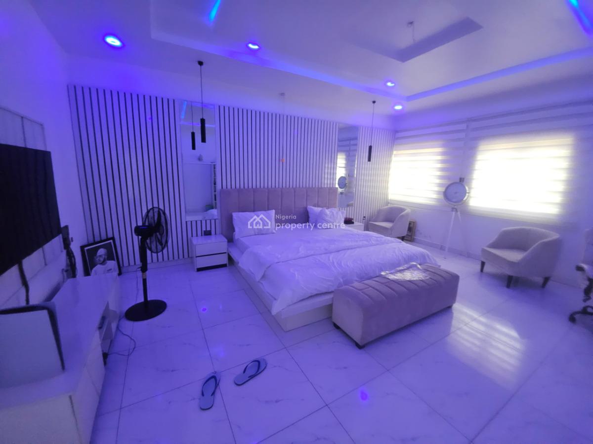 4 Bedroom Penthouse with Two Sitting Room, Just After Dunamis Church By New Shafa Filling Station, Lugbe District, Abuja, Detached Duplex for Rent