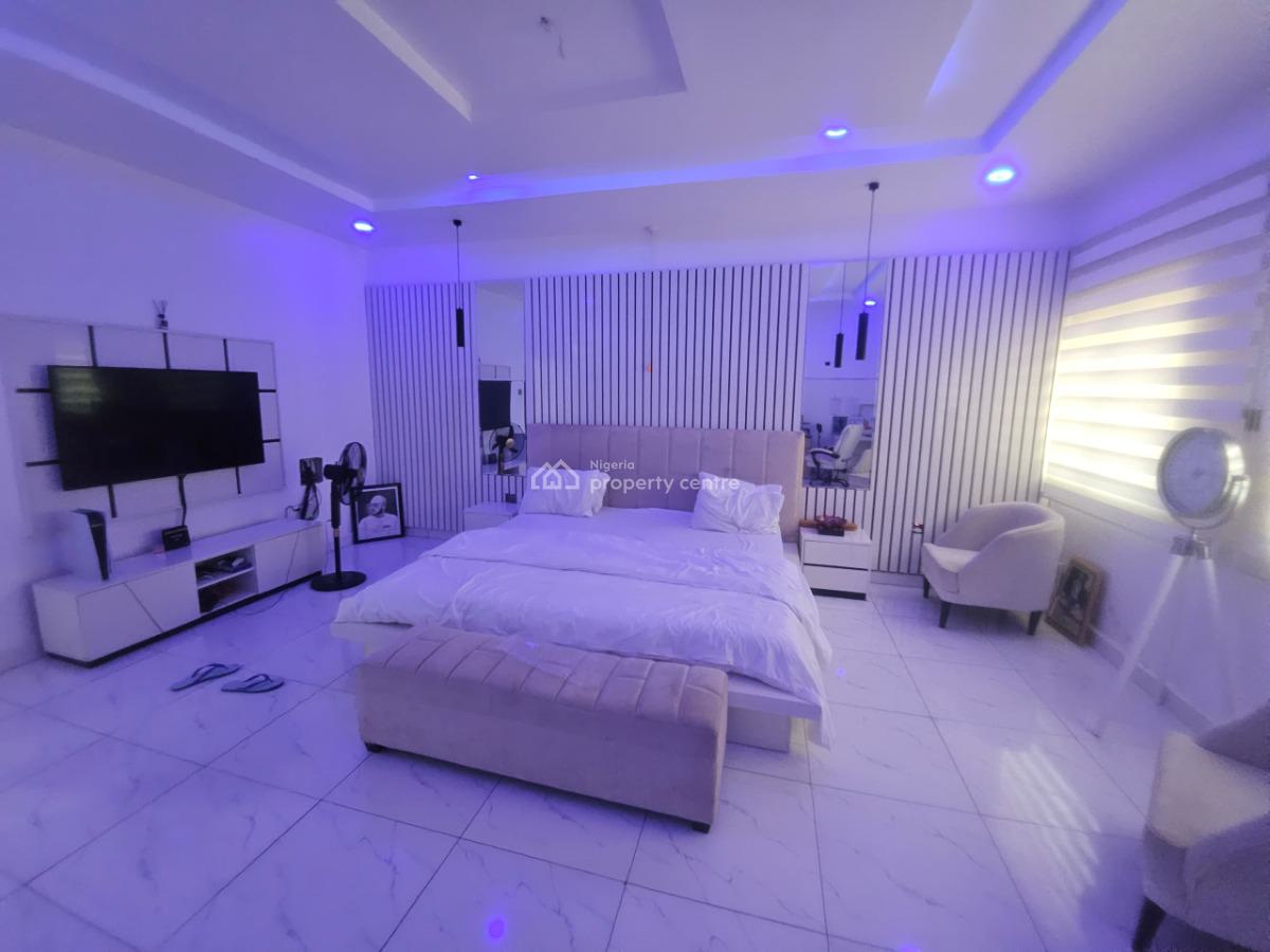 4 Bedroom Penthouse with Two Sitting Room, Just After Dunamis Church By New Shafa Filling Station, Lugbe District, Abuja, Detached Duplex for Rent