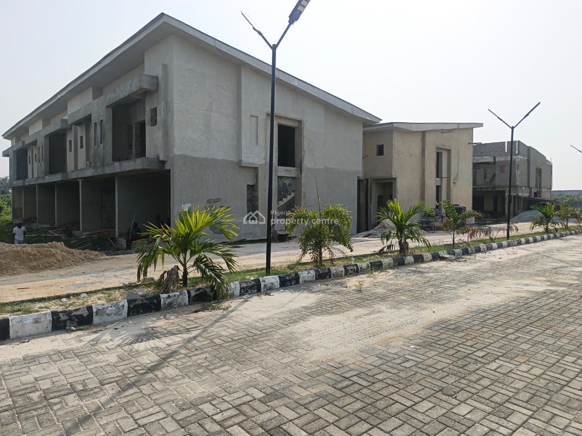 Modern Two Bedroom Maisonette, Igando Oloja Local Government / Beechwood Close, Eleko, Ibeju Lekki, Lagos, House for Sale