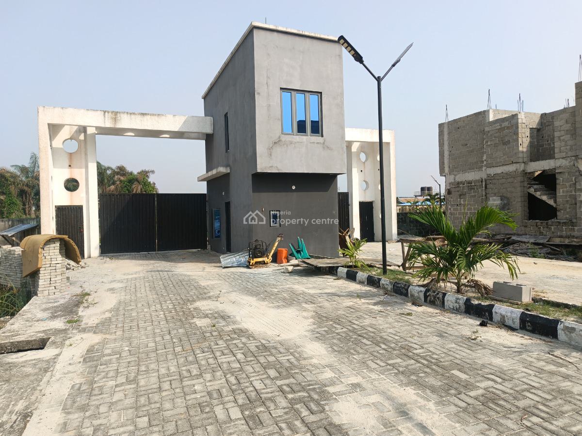 Modern Two Bedroom Maisonette, Igando Oloja Local Government / Beechwood Close, Eleko, Ibeju Lekki, Lagos, House for Sale