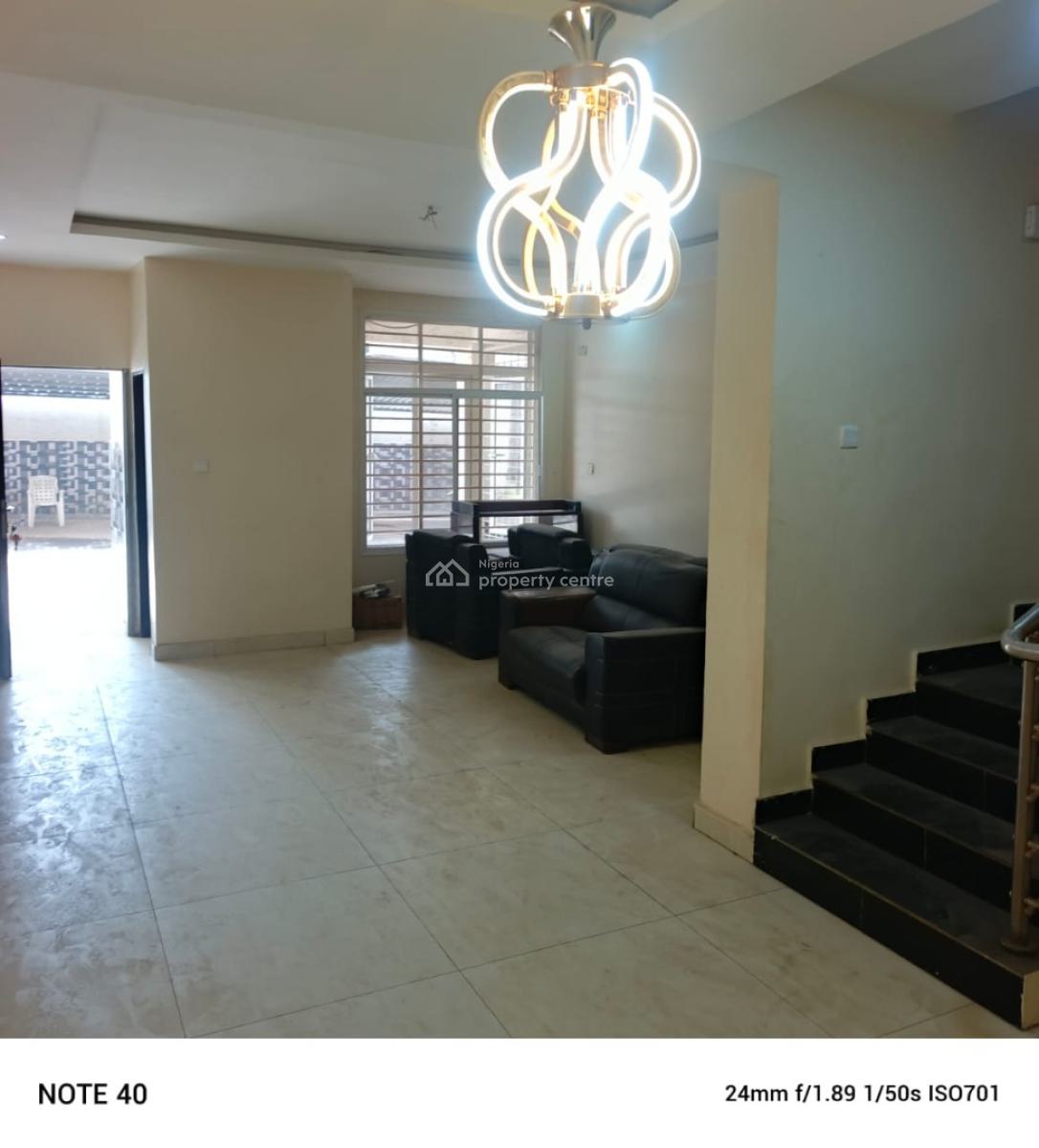 Luxury and Spacious 4 Bedrooms Duplex with Bq, Wuye Main., Wuye, Abuja, Terraced Duplex for Rent