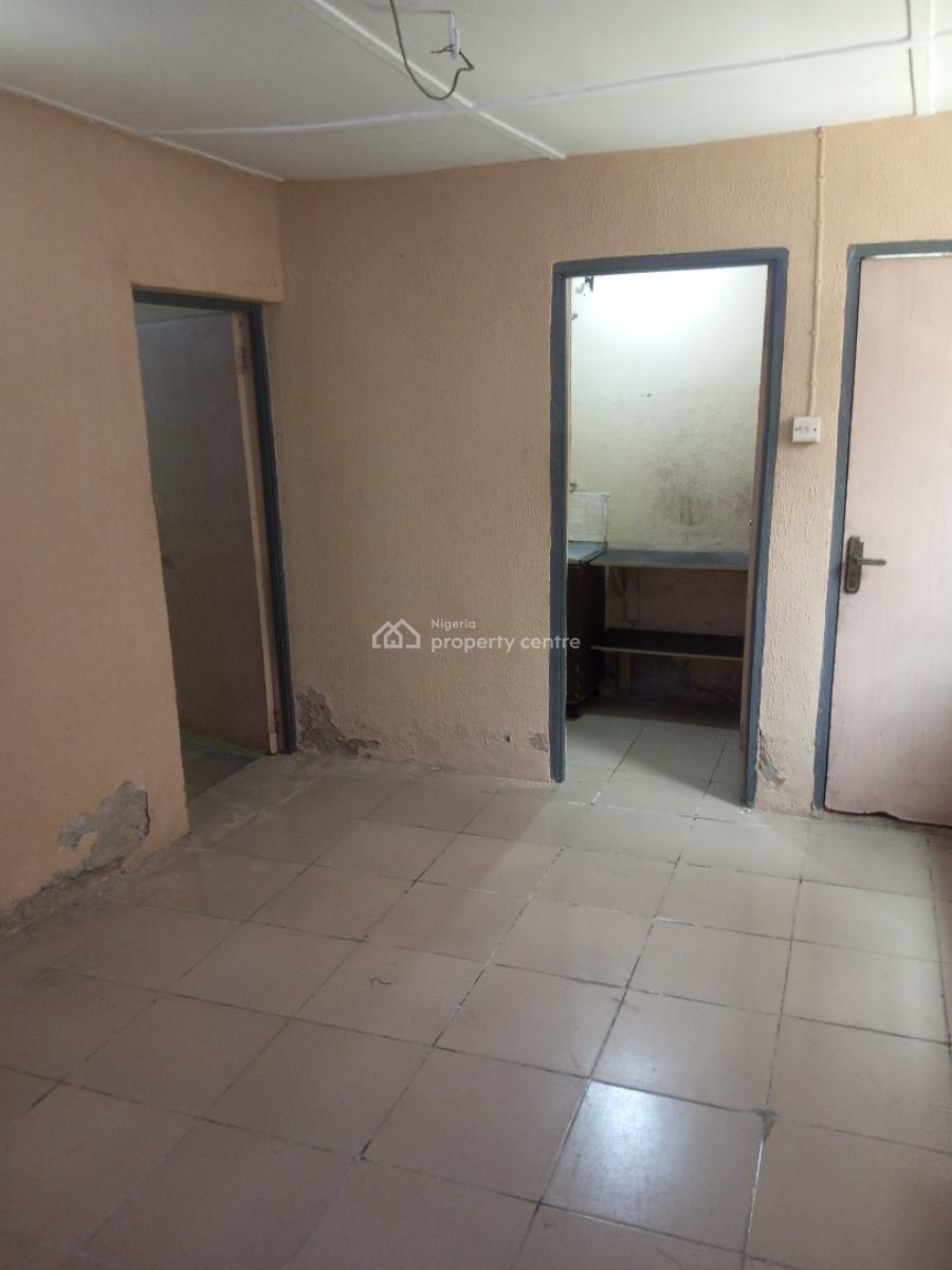 Nice Mini Flat, Adeniyi Jones, Ikeja, Lagos, Mini Flat (room and Parlour) for Rent