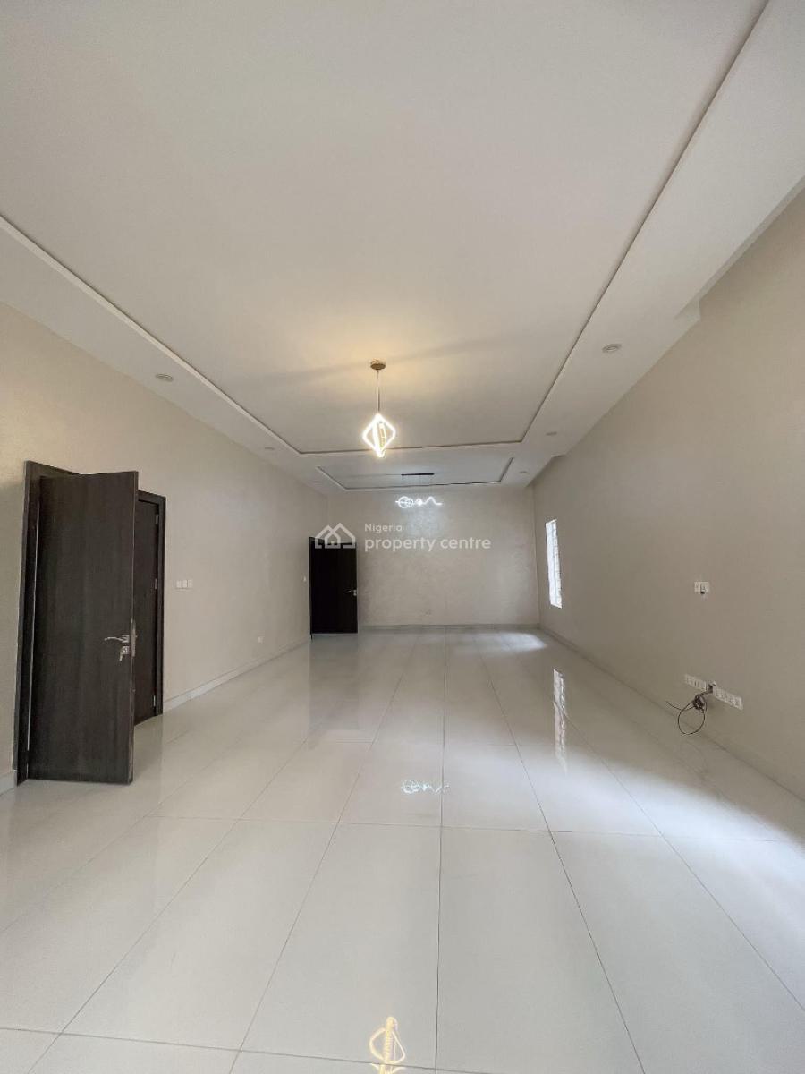 Luxury 7 Bedroom Detached House, 9 Milan Street, Efab Metropolis Estate Karsana., Karsana, Abuja, Flat / Apartment for Sale