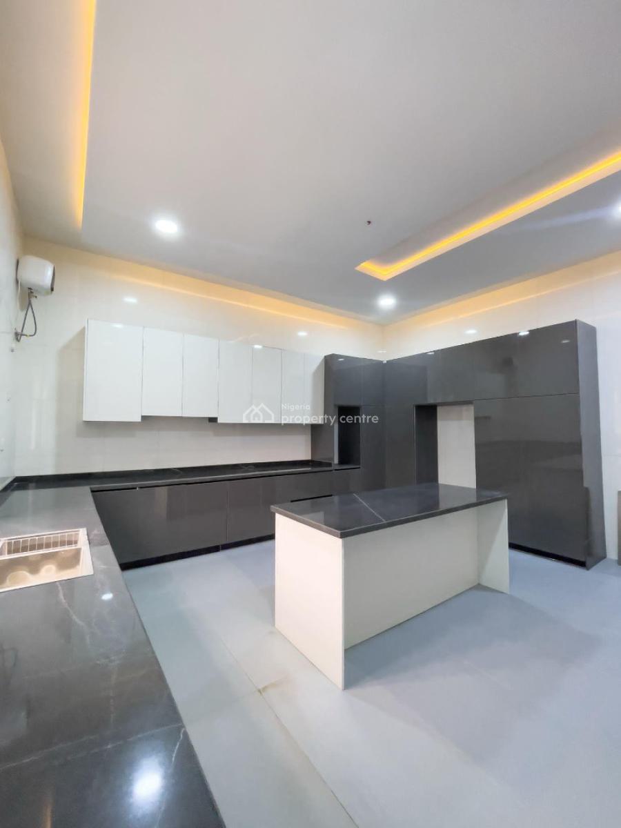 Luxury 7 Bedroom Detached House, 9 Milan Street, Efab Metropolis Estate Karsana., Karsana, Abuja, Flat / Apartment for Sale