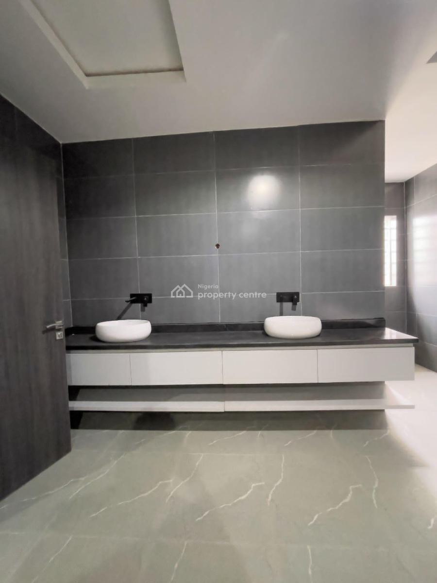 Luxury 7 Bedroom Detached House, 9 Milan Street, Efab Metropolis Estate Karsana., Karsana, Abuja, Flat / Apartment for Sale