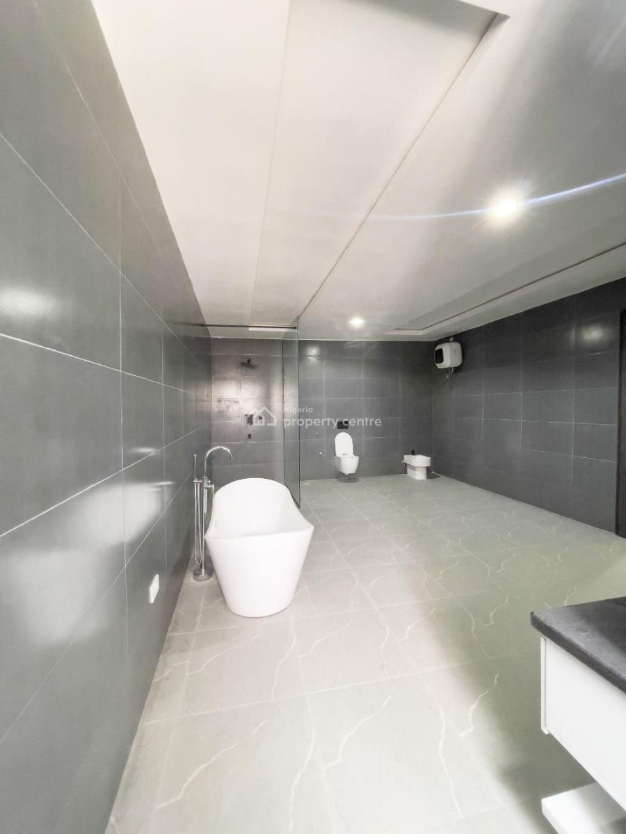 Luxury 7 Bedroom Detached House, 9 Milan Street, Efab Metropolis Estate Karsana., Karsana, Abuja, Flat / Apartment for Sale