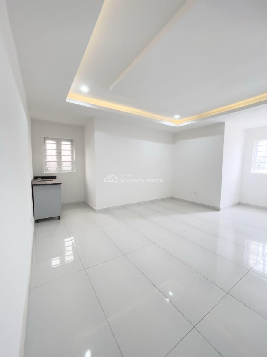 Luxury 7 Bedroom Detached House, 9 Milan Street, Efab Metropolis Estate Karsana., Karsana, Abuja, Flat / Apartment for Sale