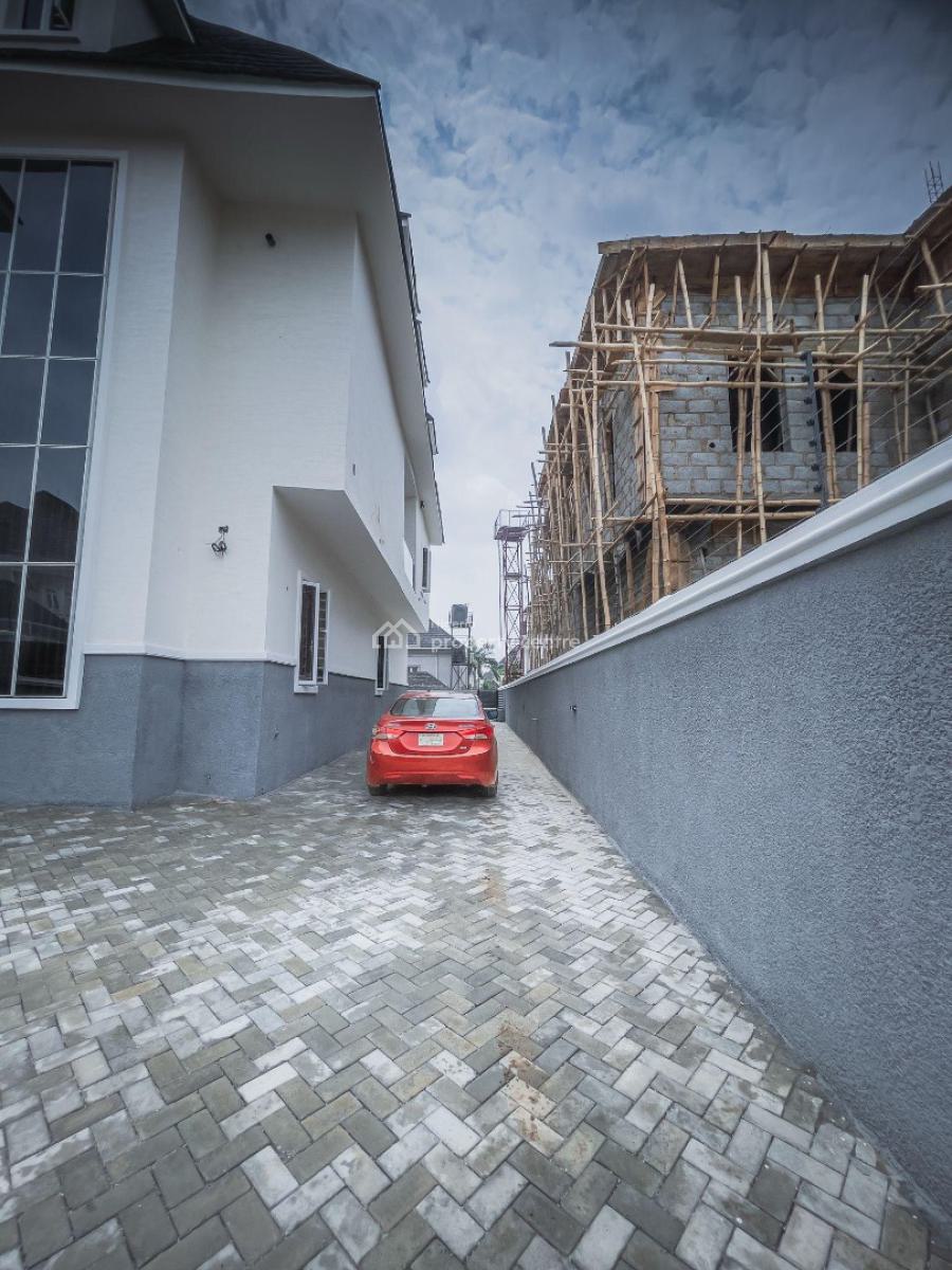 Luxury 7 Bedroom Detached House, 9 Milan Street, Efab Metropolis Estate Karsana., Karsana, Abuja, Flat / Apartment for Sale