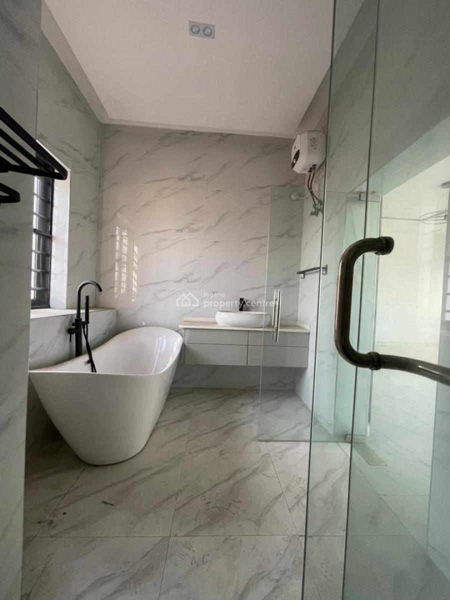 5 Bedroom Detached Duplex at Ologolo, Ologolo, Lekki, Lagos, Detached Duplex for Sale