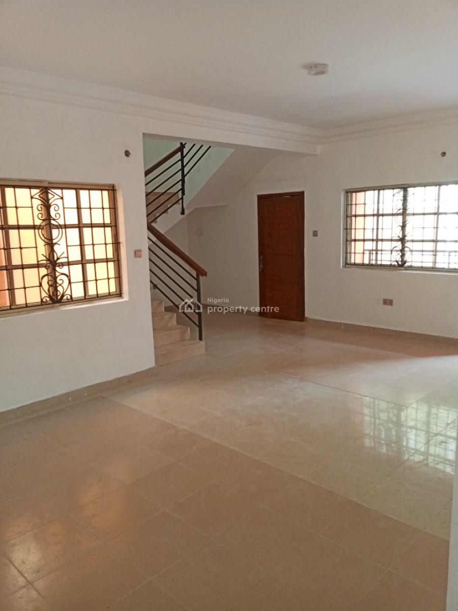 Lovely & Newly Refurbished 4 Spacious Bedroom Duplex + Bq, Unilag Estate Gra, Gra Phase 1, Magodo, Lagos, Detached Duplex for Rent