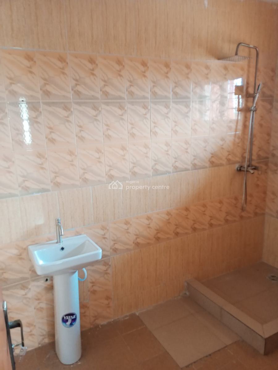 Lovely & Newly Refurbished 4 Spacious Bedroom Duplex + Bq, Unilag Estate Gra, Gra Phase 1, Magodo, Lagos, Detached Duplex for Rent