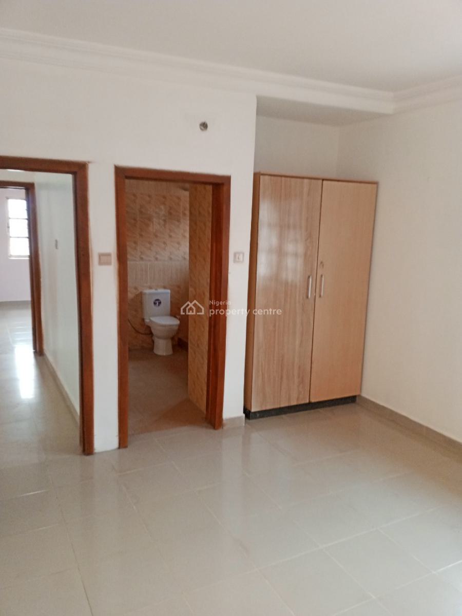 Lovely & Newly Refurbished 4 Spacious Bedroom Duplex + Bq, Unilag Estate Gra, Gra Phase 1, Magodo, Lagos, Detached Duplex for Rent