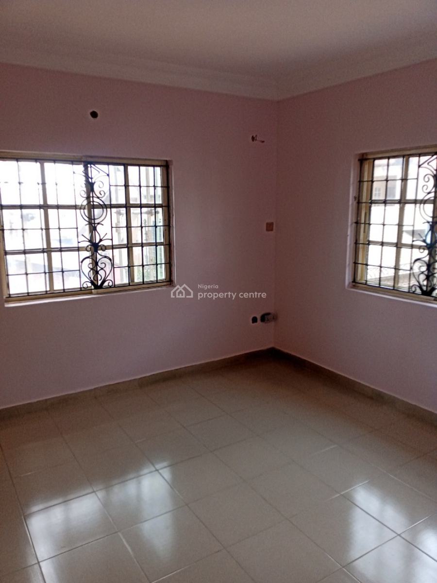 Lovely & Newly Refurbished 4 Spacious Bedroom Duplex + Bq, Unilag Estate Gra, Gra Phase 1, Magodo, Lagos, Detached Duplex for Rent