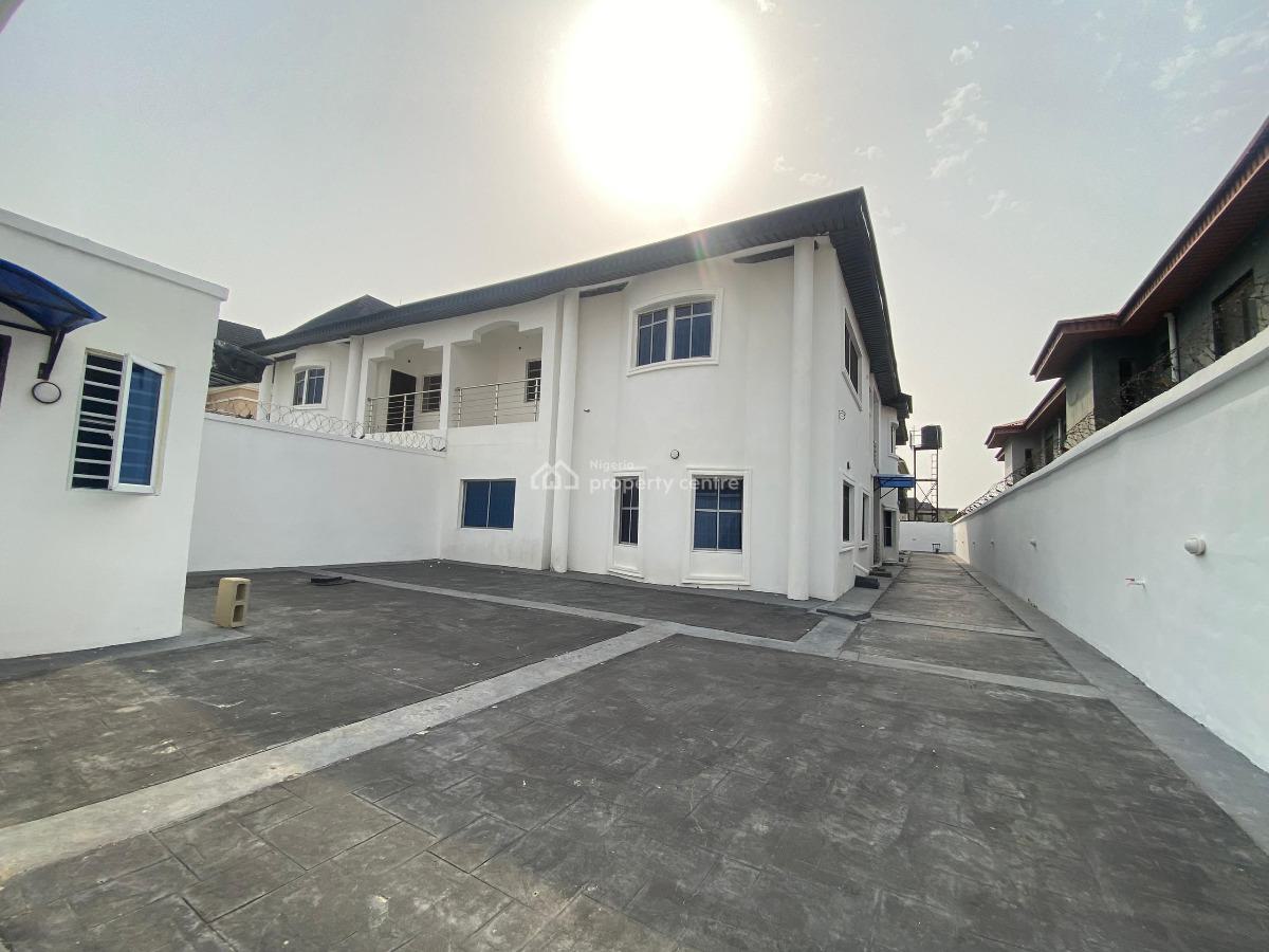 5 Bedroom Semi-detached House with 2 Room Bq, Abraham Adesanya, Ogombo, Ajah, Lagos, Semi-detached Duplex for Sale