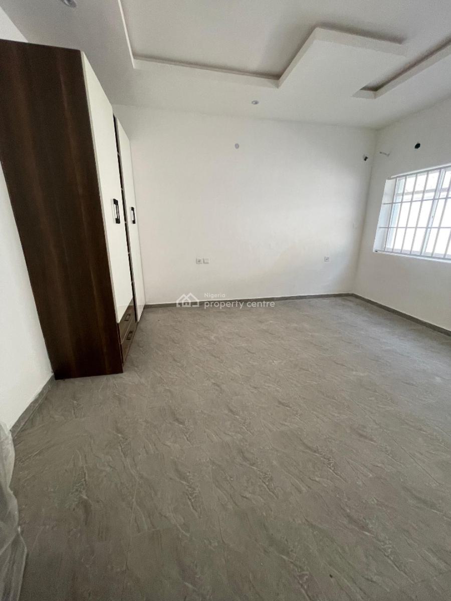 5 Bedroom Semi-detached House with 2 Room Bq, Abraham Adesanya, Ogombo, Ajah, Lagos, Semi-detached Duplex for Sale