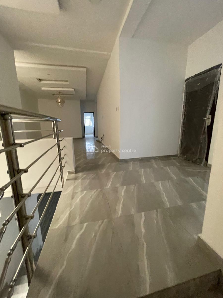 5 Bedroom Semi-detached House with 2 Room Bq, Abraham Adesanya, Ogombo, Ajah, Lagos, Semi-detached Duplex for Sale