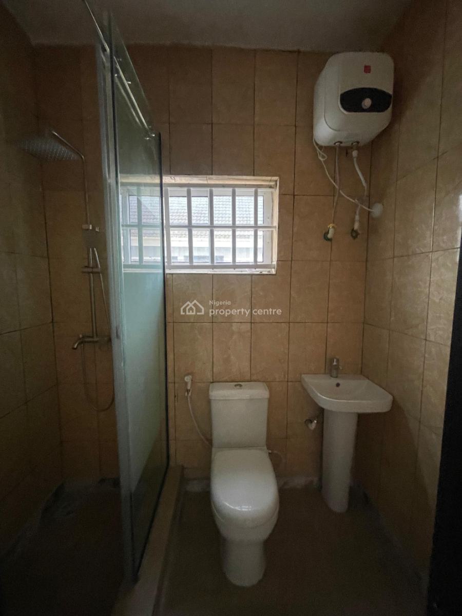 5 Bedroom Semi-detached House with 2 Room Bq, Abraham Adesanya, Ogombo, Ajah, Lagos, Semi-detached Duplex for Sale