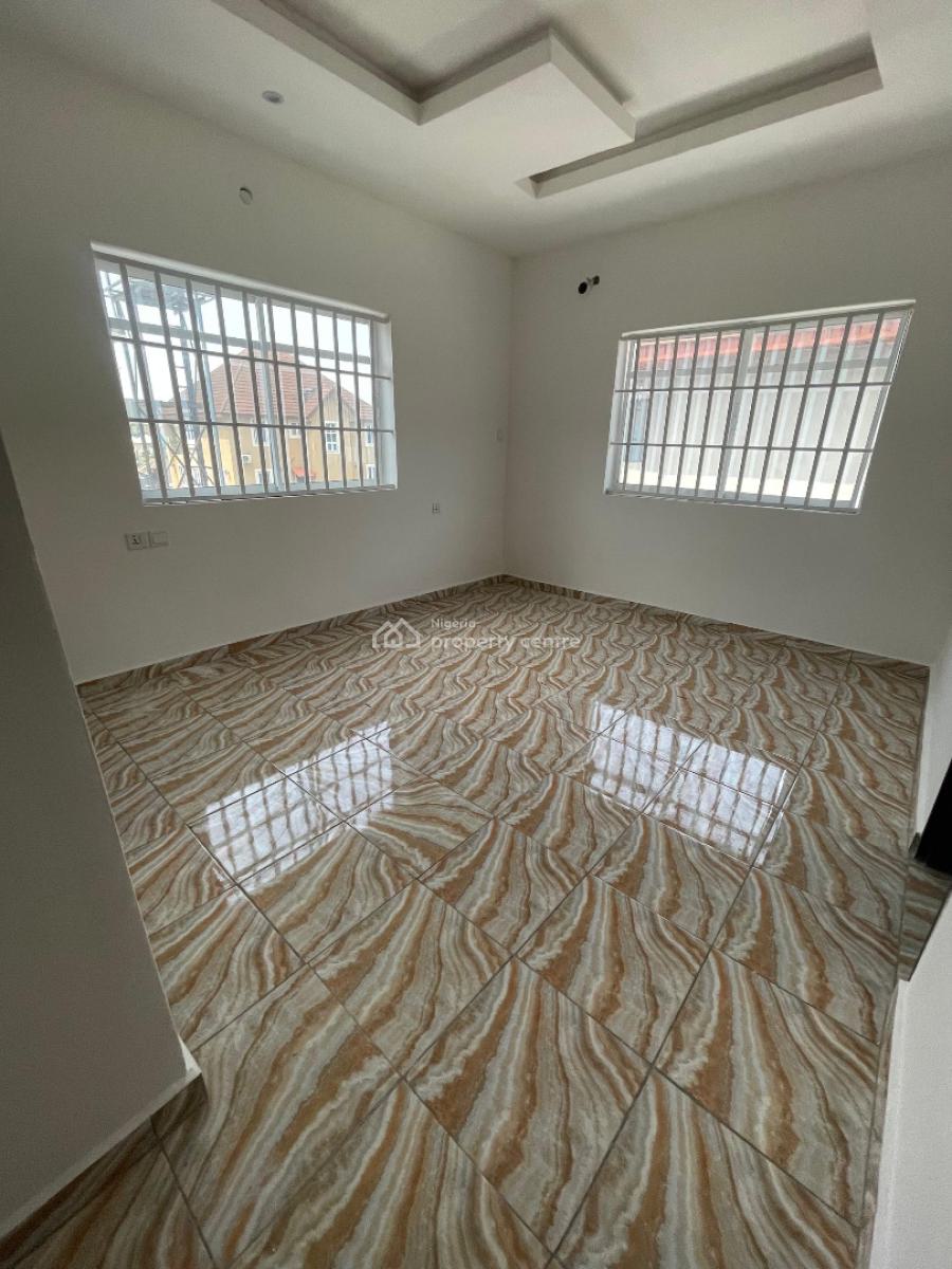 5 Bedroom Semi-detached House with 2 Room Bq, Abraham Adesanya, Ogombo, Ajah, Lagos, Semi-detached Duplex for Sale