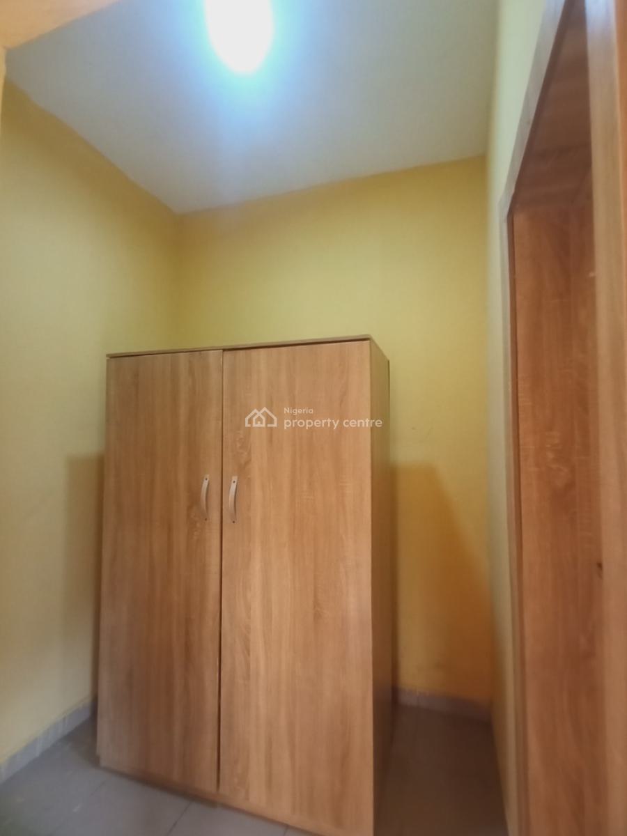 Spacious Beautiful 3bedroom Flat / Apartment on The Ground Floor*   *i, Mobil Road, Ajah, Lagos, Flat / Apartment for Rent