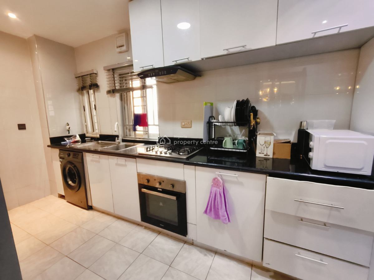 Two Bedroom Apartment, Lekki Phase 1, Lagos, Lekki Phase 1, Lekki, Lagos, Flat / Apartment Short Let