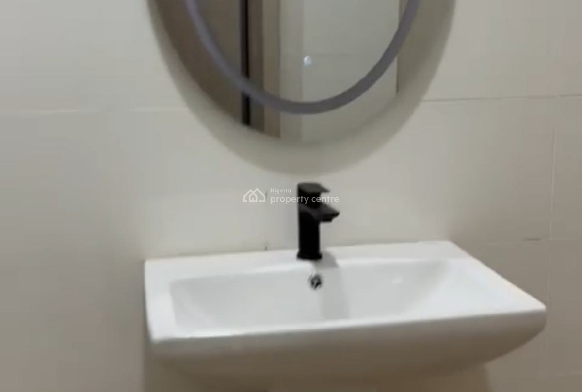 Brand New Fully Furnished 3bedroom Flat + Swim/pool, Elevator Etc, Lekki Phase 1, Lekki, Lagos, Flat / Apartment for Sale