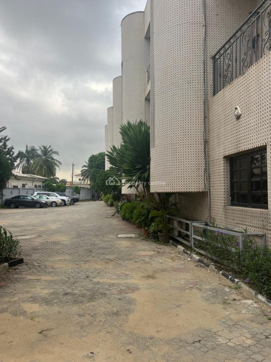 Commercial 5 Bedroom Duplex, Ikeja Gra, Ikeja, Lagos, Terraced Duplex for Rent