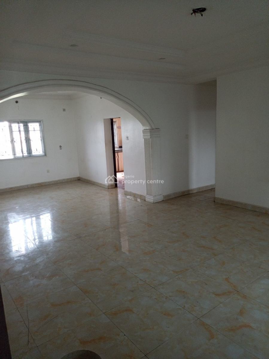 Very Spacious and Sharp 3bedroom Apartment (upstairs), Okun-ajah, Ajah Lagos, Okun-ajah, Ajah, Lagos, Flat / Apartment for Rent