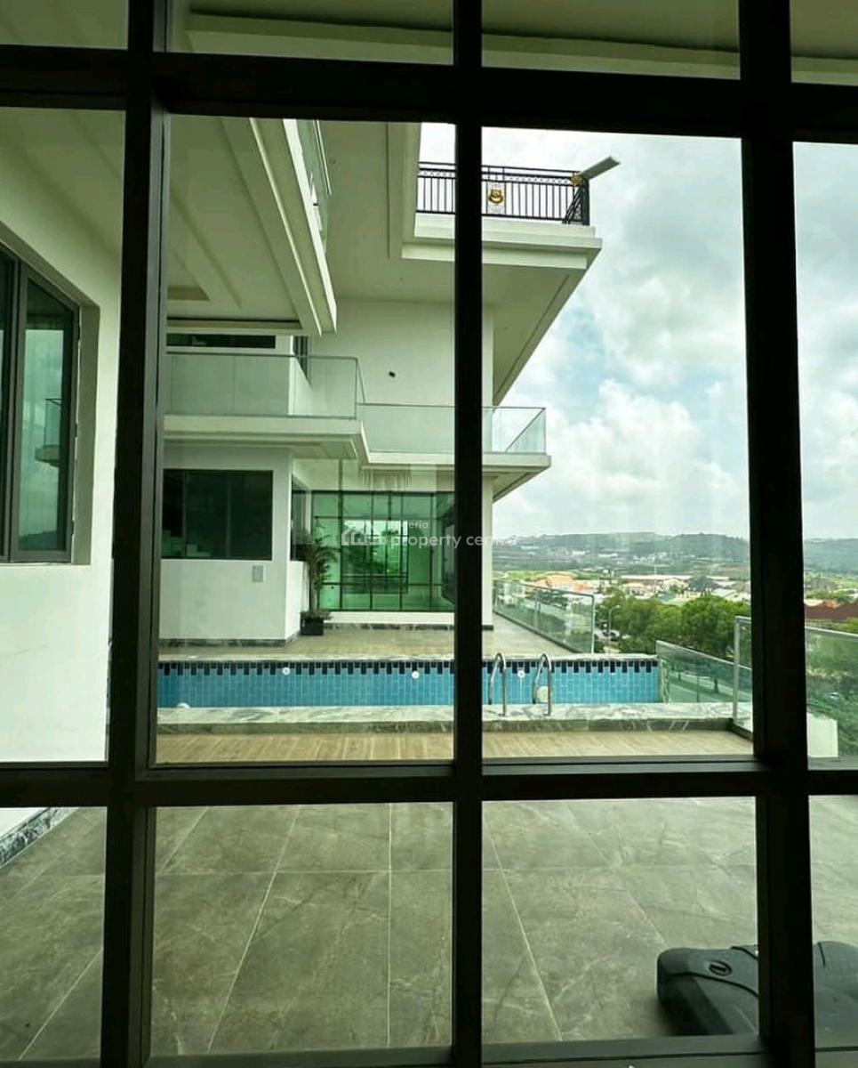 12 Bedrooms Fully Detached Mansion Property, Maitama District, Abuja, House for Sale