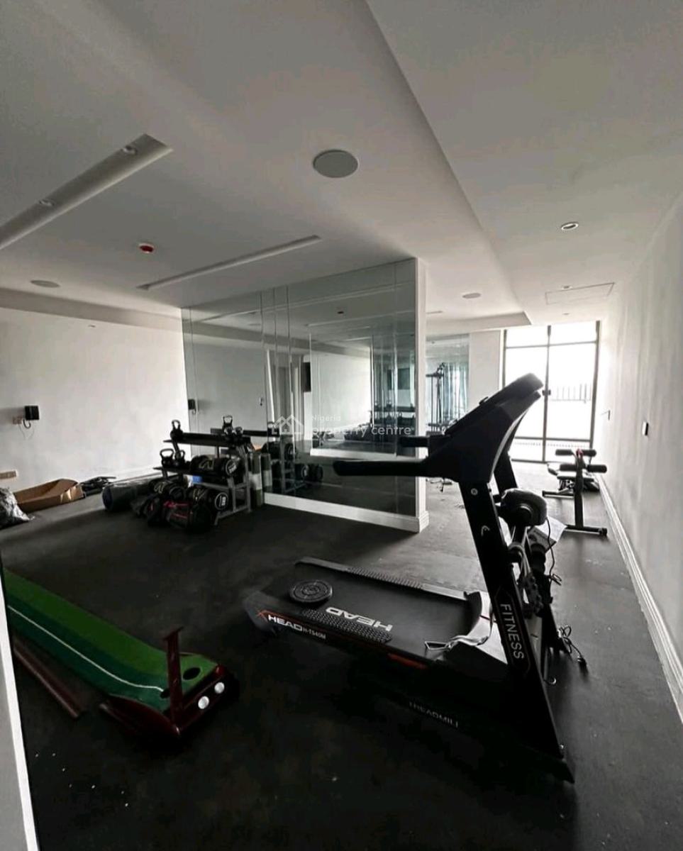 12 Bedrooms Fully Detached Mansion Property, Maitama District, Abuja, House for Sale